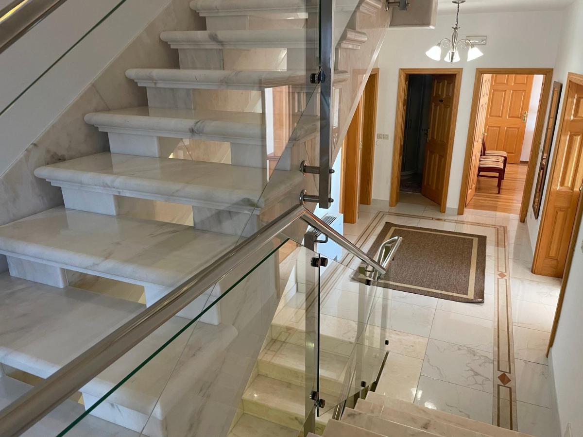 Miolin Beach House Trogir Exterior foto