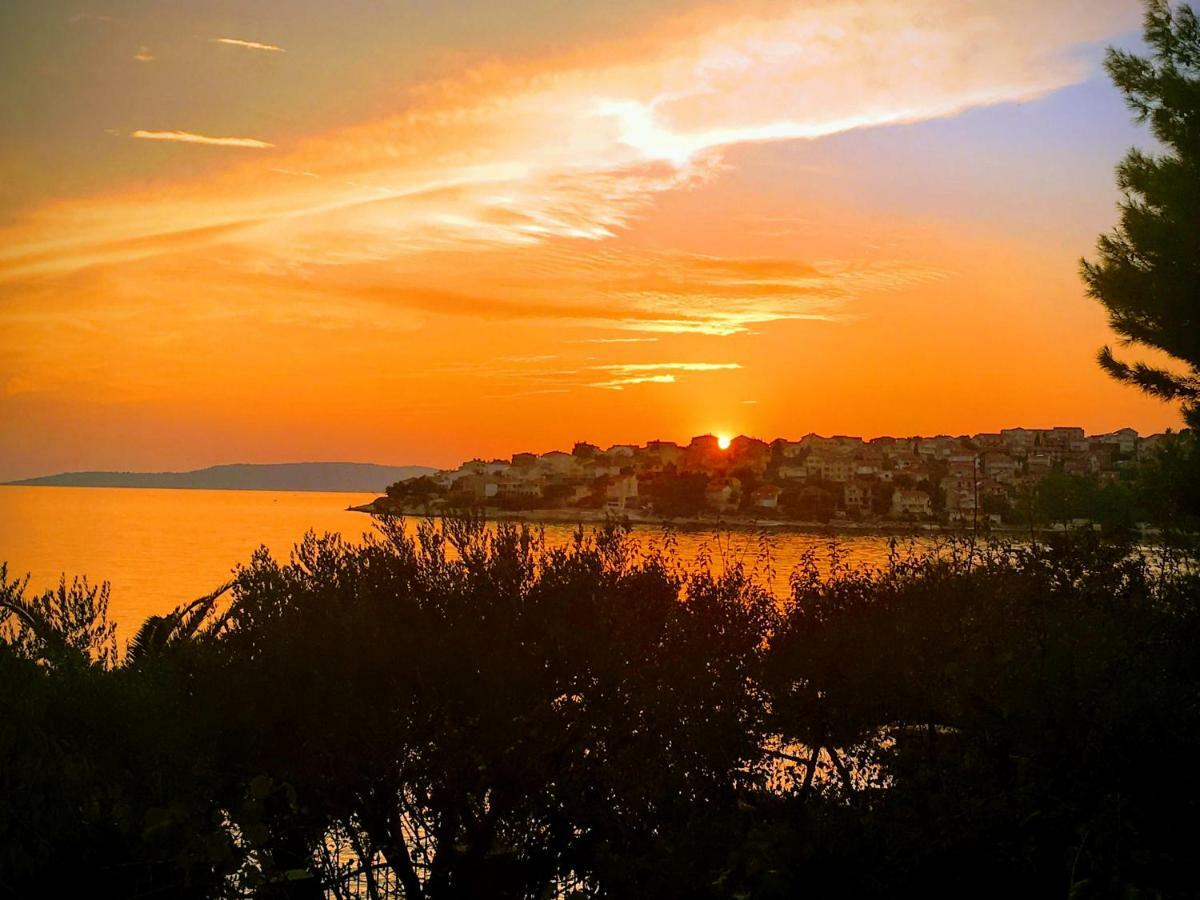 Miolin Beach House Trogir Exterior foto